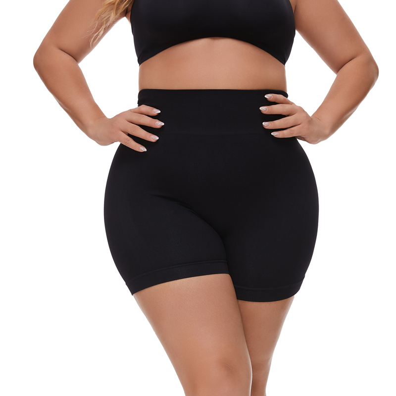 Pilates Yoga Outfit - Nahtlose Shapeing-Shorts für Damen in Übergröße.