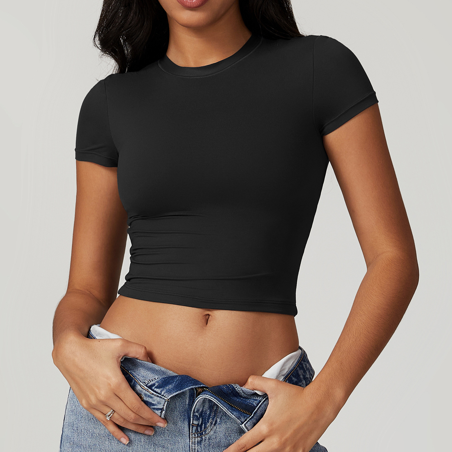 Ein eng anliegendes Sport-T-Sh – Pilates Yoga Top Bewertung und Preis